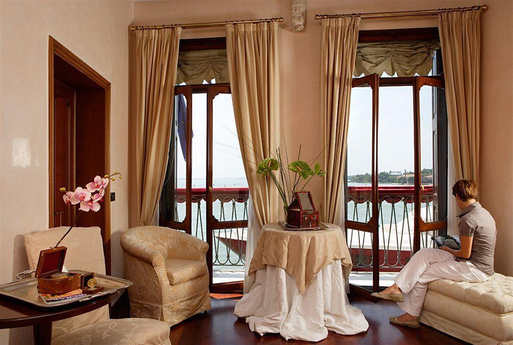 Bed and Breakfast La Rosa Dei Venti Венеция Экстерьер фото